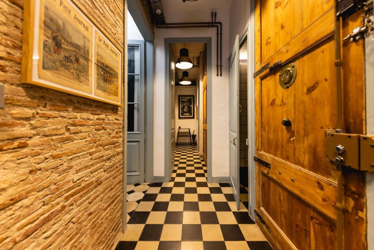 Bravissimo Les Rajoles, Unique 3-Bedroom Apartment Girona Exteriör bild