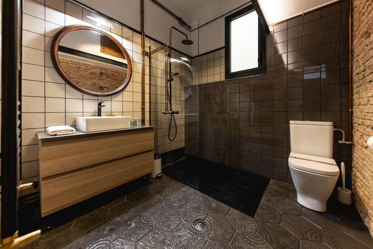 Bravissimo Les Rajoles, Unique 3-Bedroom Apartment Girona Exteriör bild